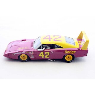 Dodge Charger Daytona No.42  Carrera Digital 30941